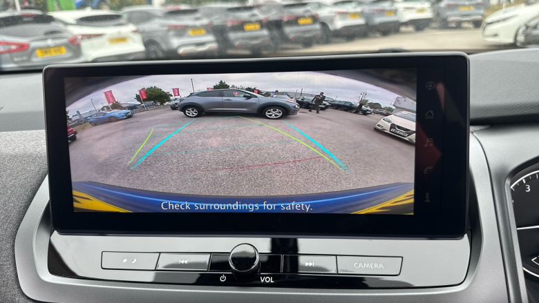 Nissan Qashqai 1.3 DiG-T MH Acenta Premium 5dr Petrol Hatchback